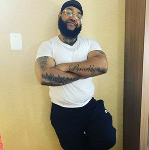 Meet your Posher, Bee mack